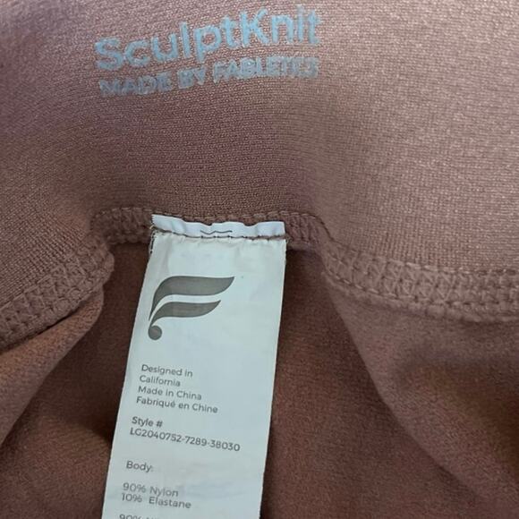 Fabletics SculptKnit Pink High-Waisted Activewear Yoga Training Leggings Size S - Picture 4 of 4